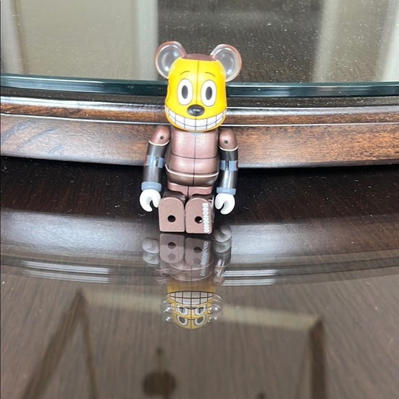 Brown and Yellow Toy Figure - Picture 4 of 7